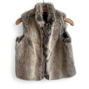 Outdoor Edition by Parkhurst Faux Fur Vest  Medium